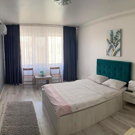 Apartamento Garsoniera Centru Galaţi Exterior foto